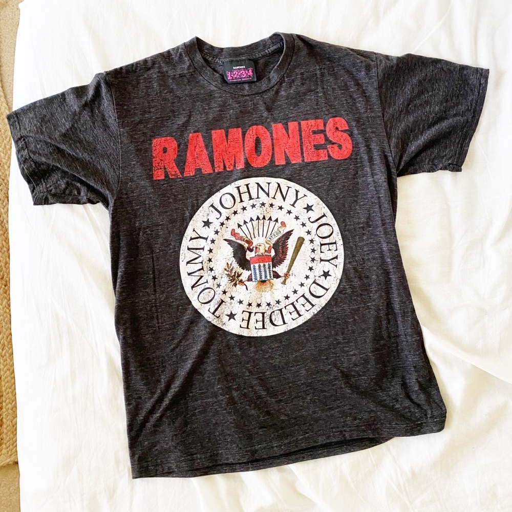 Hot Topic Ramones T-Shirt